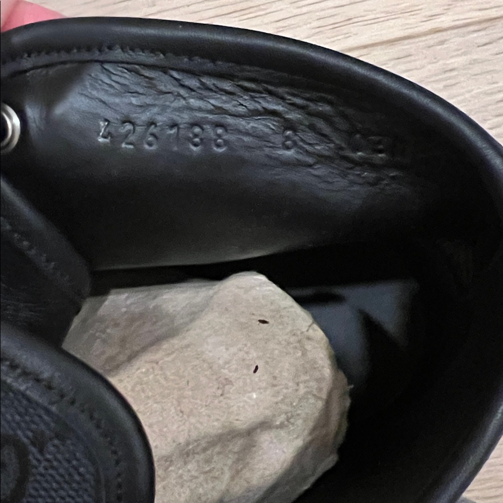 Men’s Gucci high top sneakers - Picture 8 of 9
